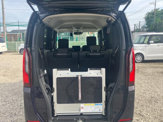 Honda N-BOX 2024