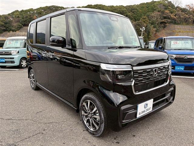 Honda N-BOX CUSTOM 2025