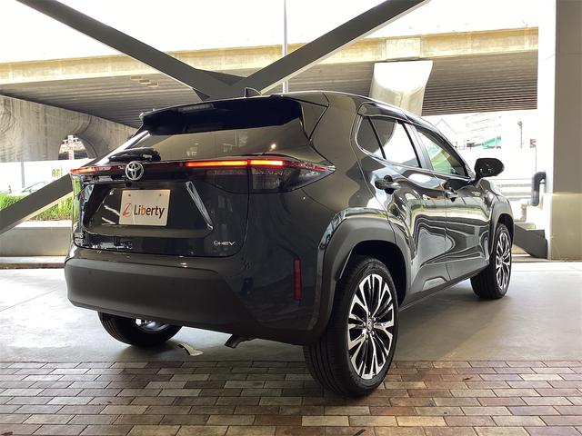 Toyota YARIS CROSS 2024