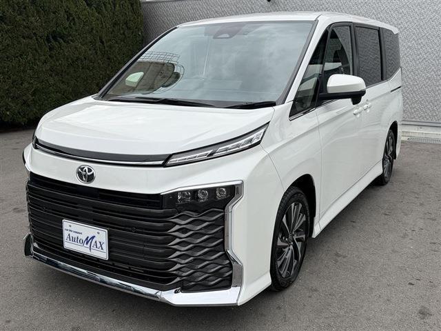 Toyota VOXY 2025