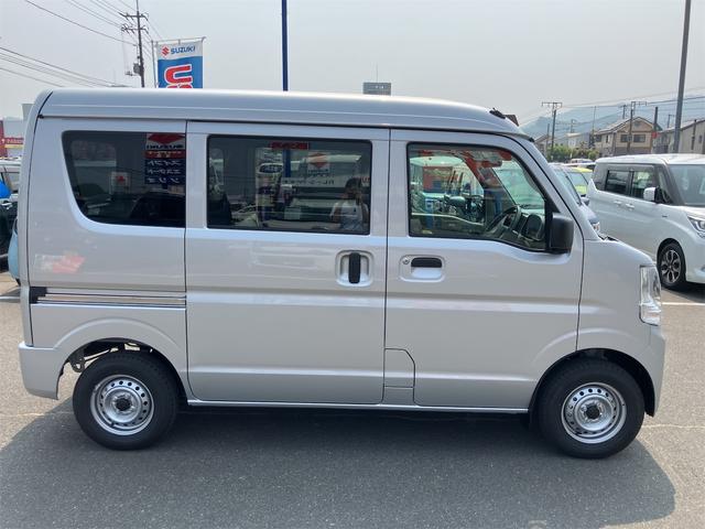 Suzuki EVERY 2025