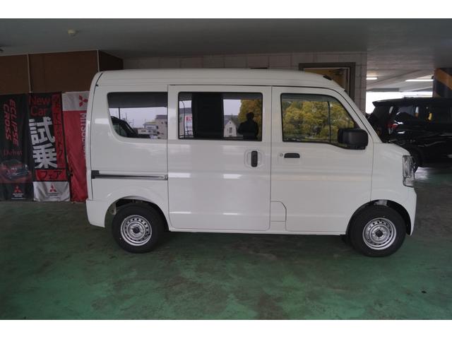 Mitsubishi MINICAB VAN 2025