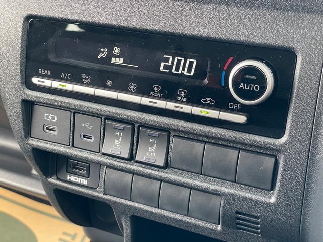 Toyota HIACE VAN 2026