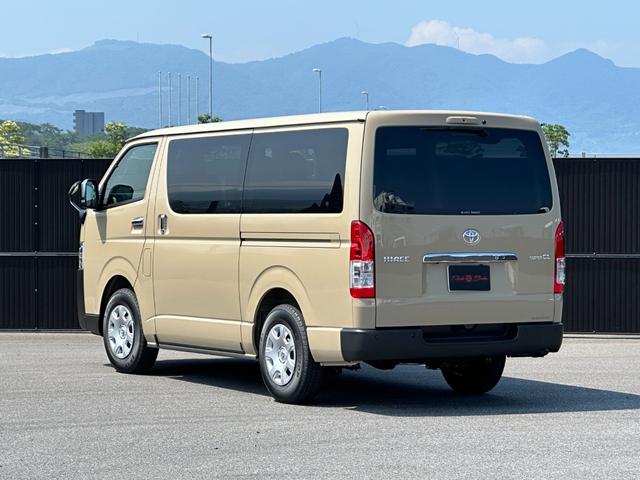 Toyota HIACE VAN 2025