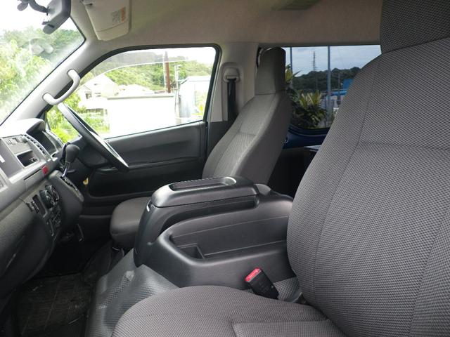 Toyota HIACE WAGON 2012
