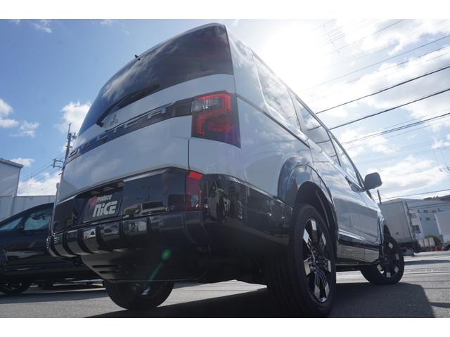 Mitsubishi DELICA D:5 2026