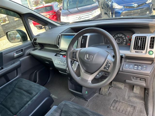 Honda STEPWAGON 2014