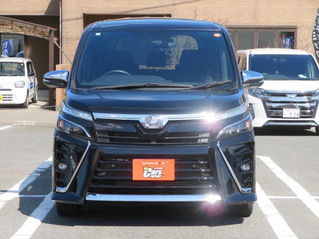 Toyota VOXY 2019