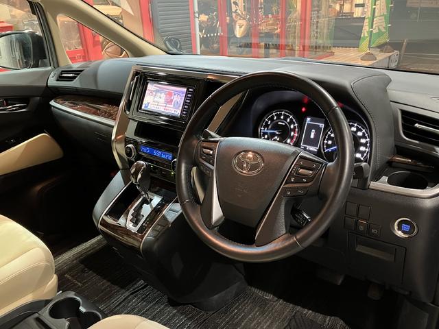 Toyota VELLFIRE 2019