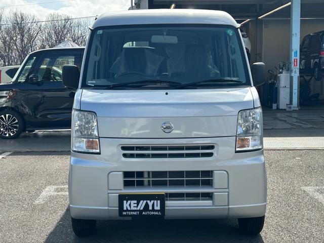 Nissan NV100 Clipper Van 2014