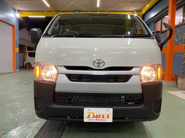 Toyota HIACE VAN 2026