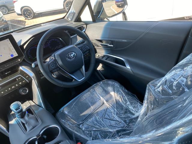 Toyota HARRIER HYBRID 2023