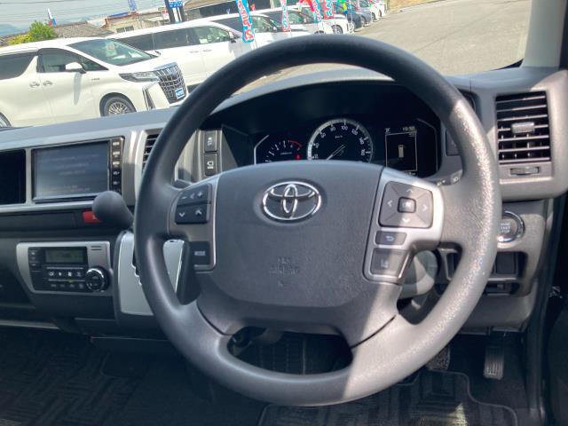 Toyota HIACE WAGON 2022
