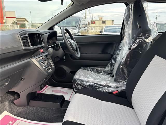 Daihatsu MIRA E:S 2024