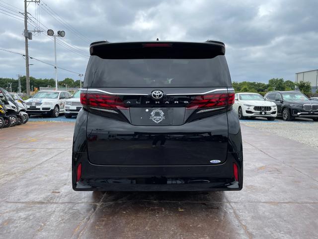 Toyota ALPHARD 2025