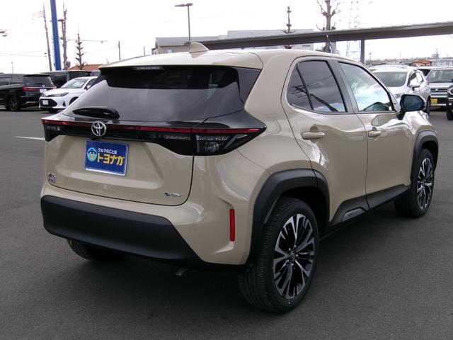 Toyota YARIS CROSS 2025