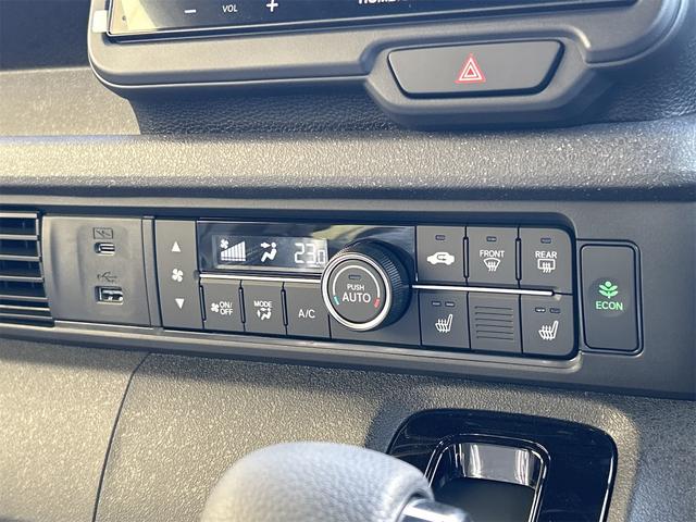 Honda N-BOX CUSTOM 2024