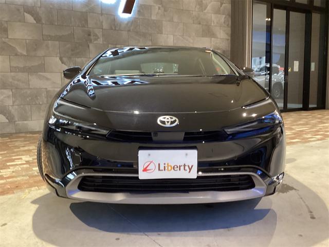 Toyota PRIUS 2025