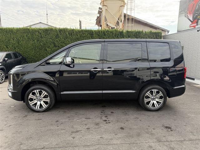 Mitsubishi DELICA D:5 2024