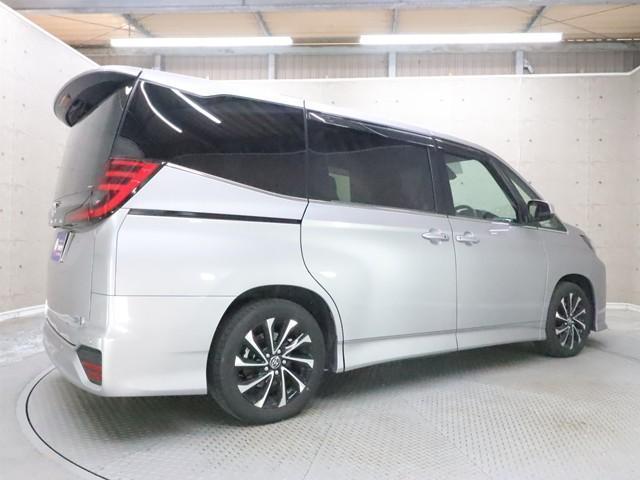 Toyota NOAH 2024