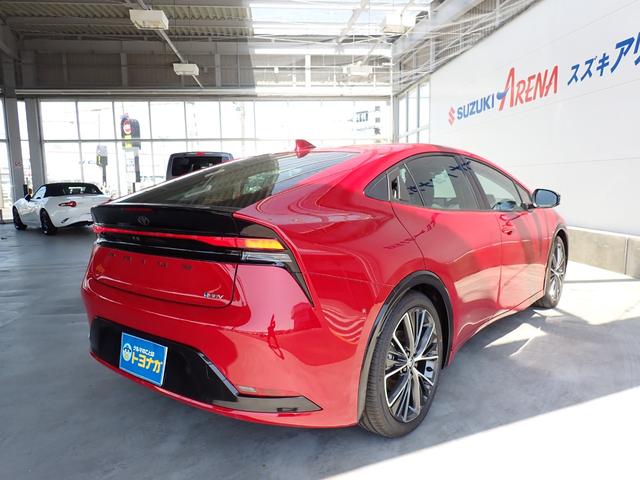 Toyota PRIUS 2025