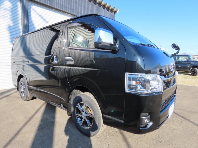 Toyota HIACE VAN 2025