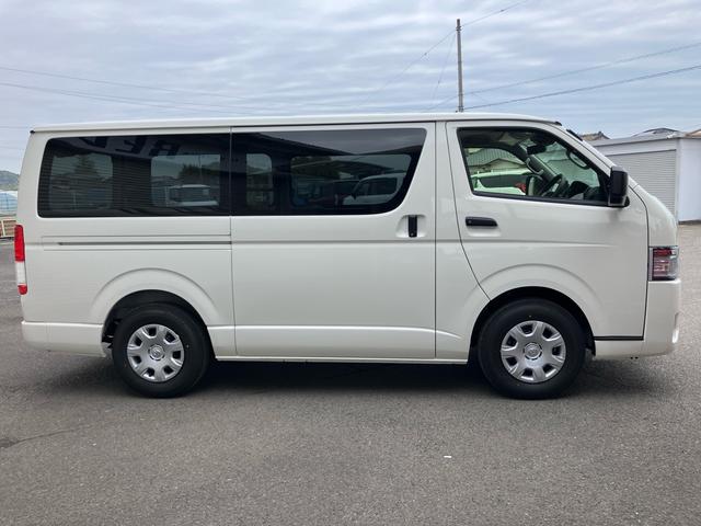 Toyota HIACE VAN 2026