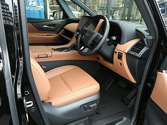 Toyota VELLFIRE HYBRID 2026