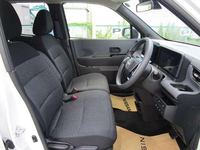 Nissan SAKURA 2024