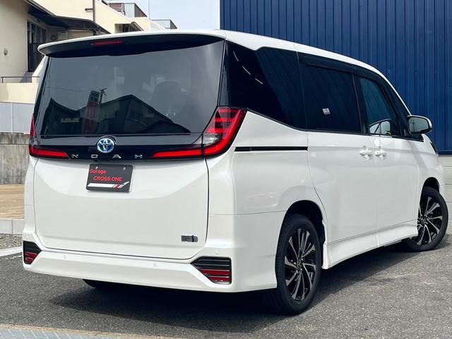 Toyota NOAH 2024