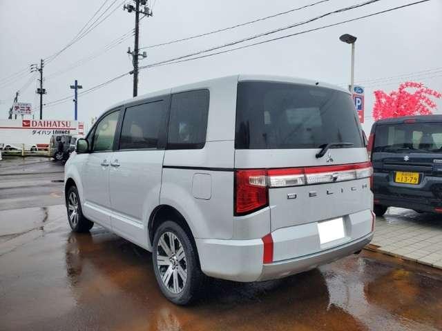 Mitsubishi DELICA D:5 2025