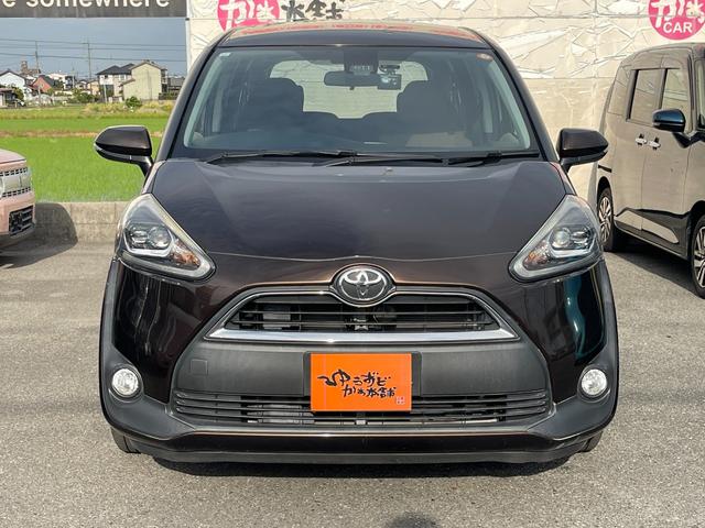 Toyota SIENTA 2015