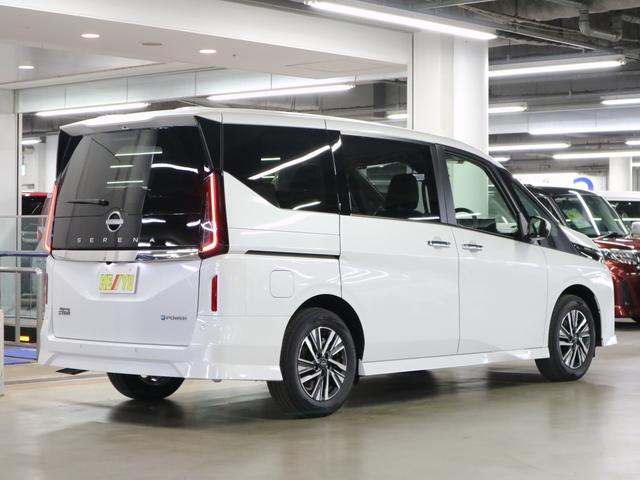 Nissan SERENA 2025
