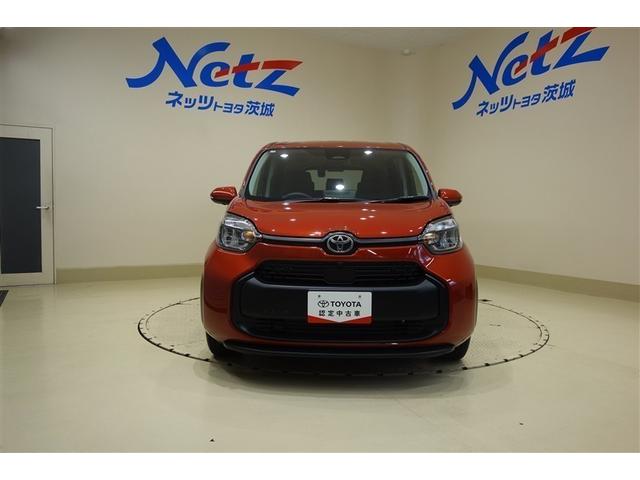 Toyota SIENTA 2025