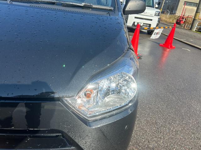 Daihatsu MIRA E:S 2025