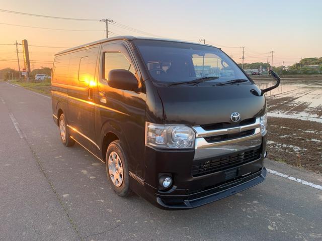 Toyota HIACE VAN 2019