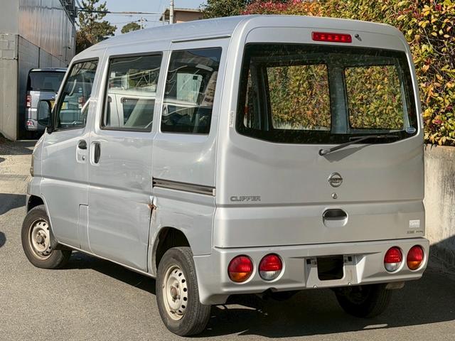 Nissan CLIPPER VAN 2004
