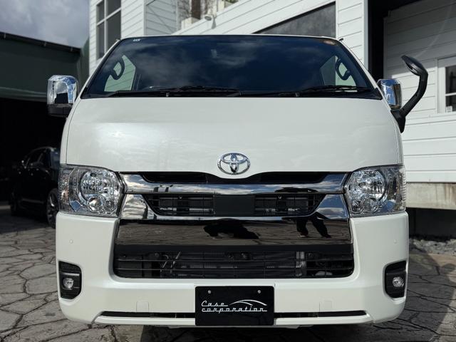 Toyota HIACE VAN 2025