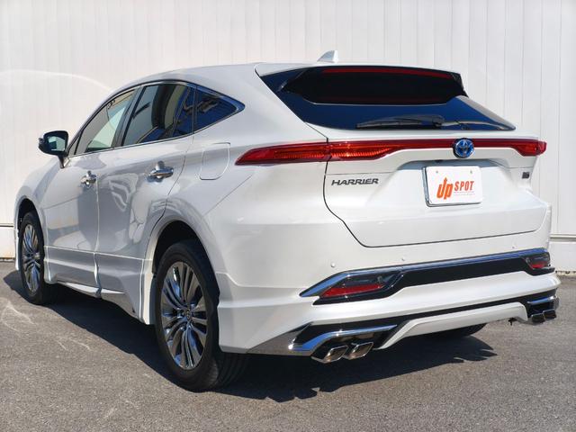 Toyota HARRIER HYBRID 2023