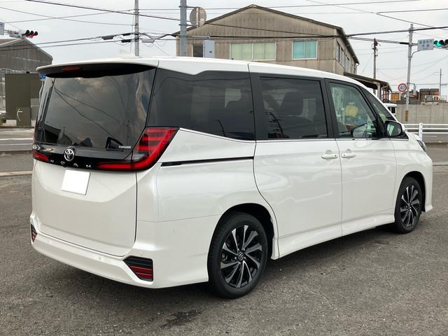 Toyota NOAH 2025