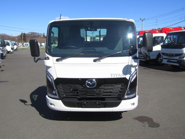 Mazda TITAN TRUCK 2025