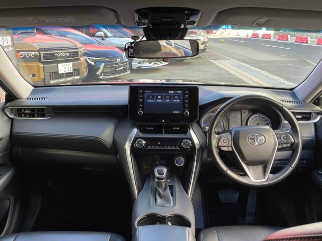 Toyota HARRIER HYBRID 2022