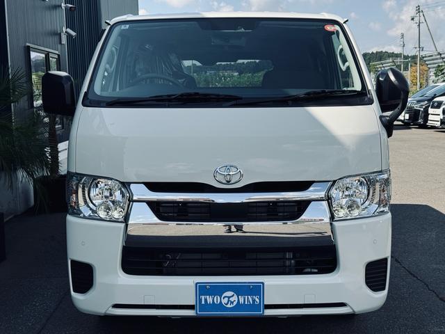 Toyota HIACE VAN 2025