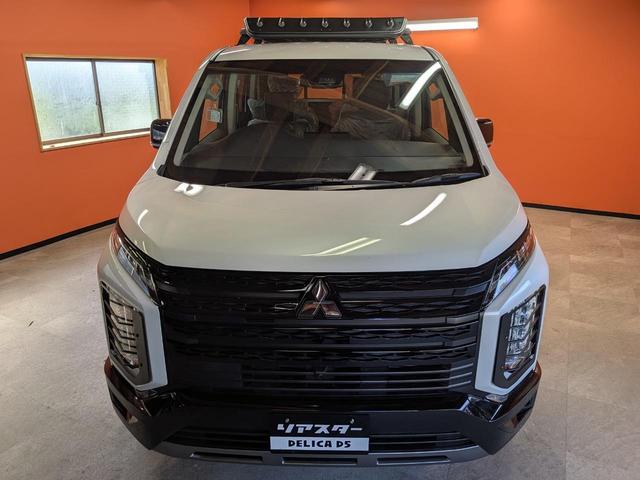 Mitsubishi DELICA D:5 2025