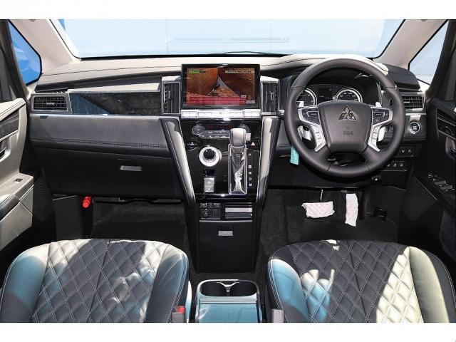 Mitsubishi DELICA D:5 2025