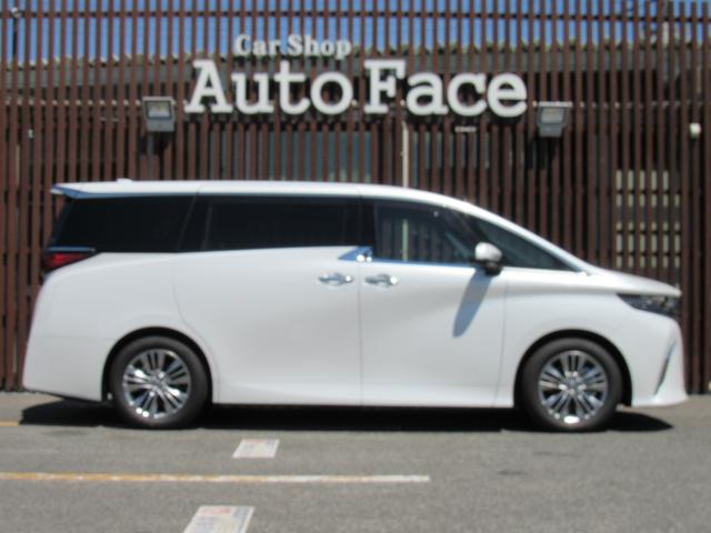 Toyota ALPHARD 2025