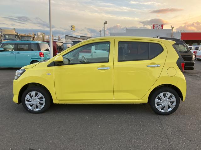 Daihatsu MIRA E:S 2022