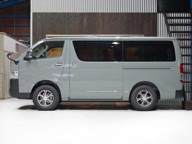 Toyota HIACE VAN 2025