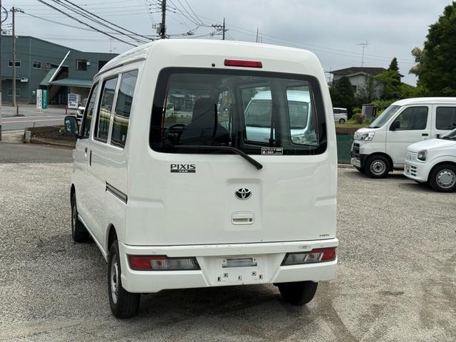 Toyota PIXIS VAN 2021