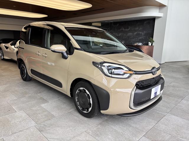 Toyota SIENTA 2024